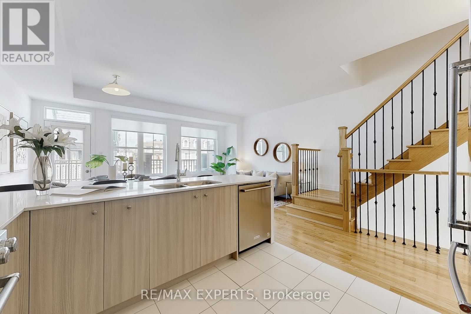 5 - 8 Church Street, Vaughan, Ontario  L6A 3Z3 - Photo 15 - N12399256