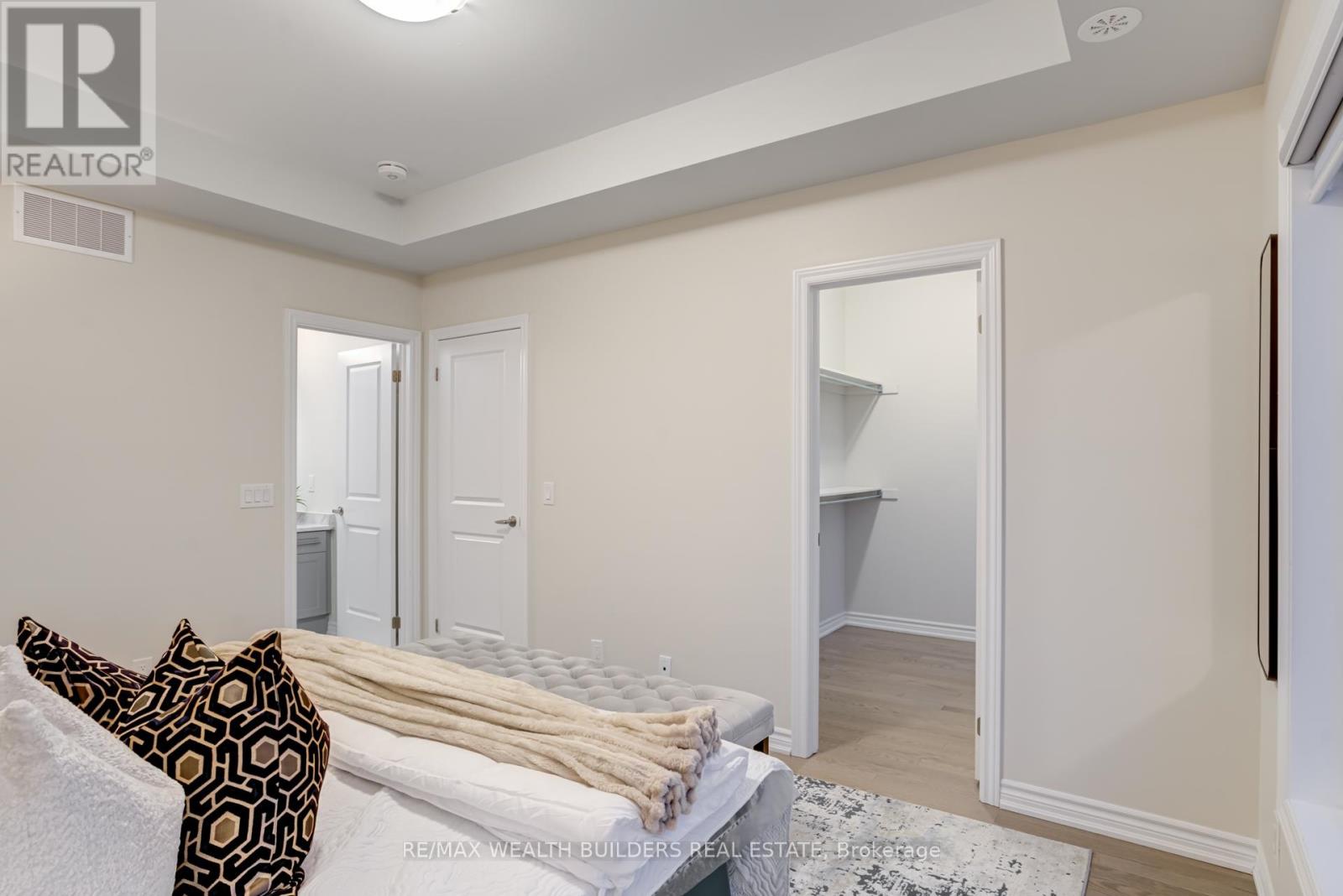 31 William Shearn Crescent, Markham, Ontario  L6C 3J3 - Photo 26 - N12399311