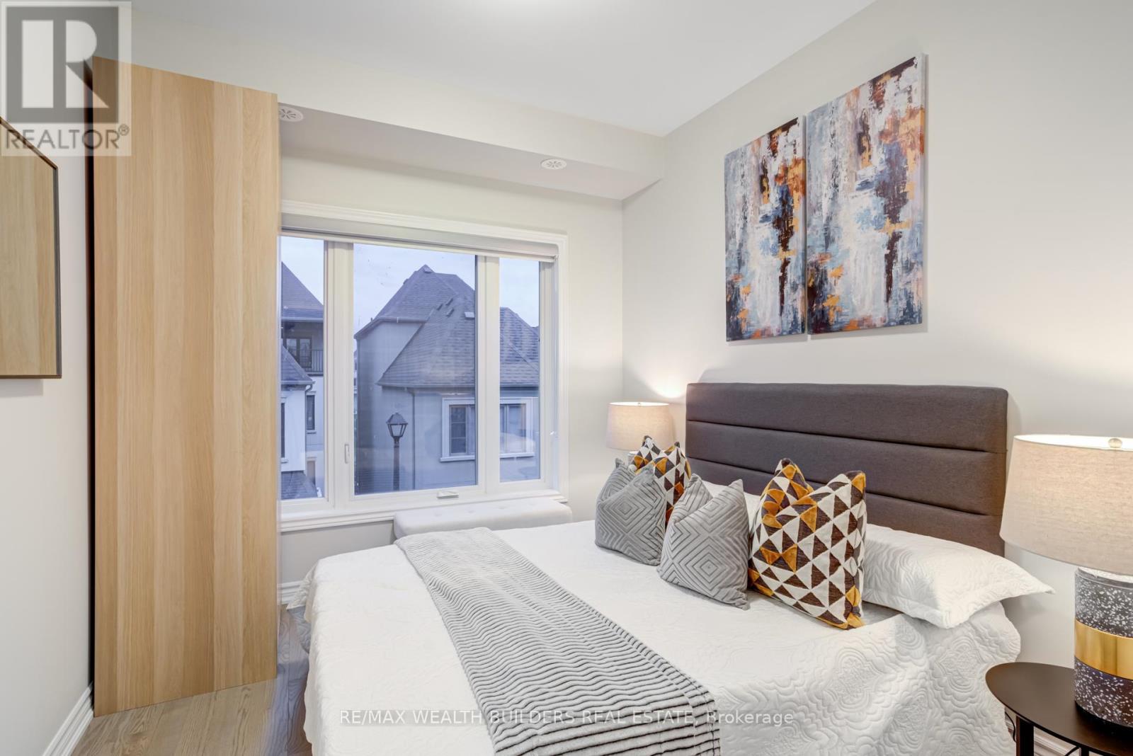 31 William Shearn Crescent, Markham, Ontario  L6C 3J3 - Photo 31 - N12399311
