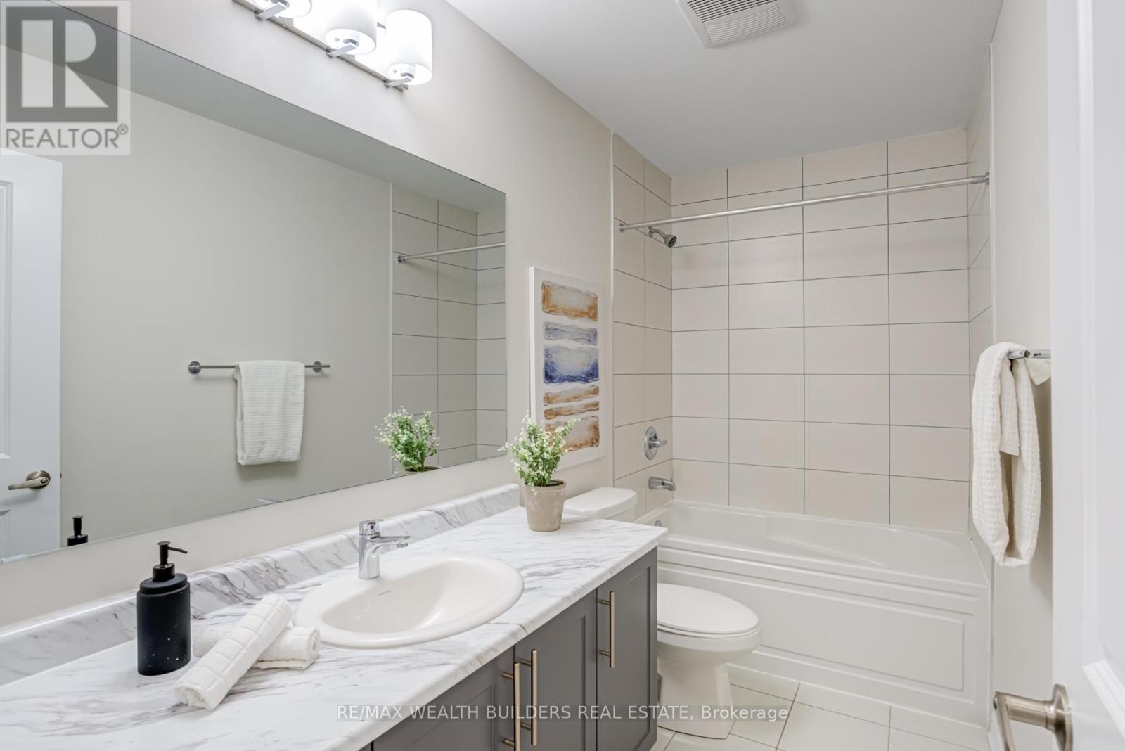 31 William Shearn Crescent, Markham, Ontario  L6C 3J3 - Photo 36 - N12399311