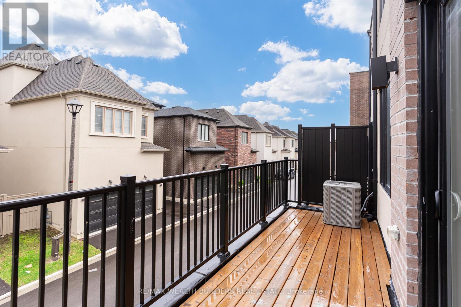 31 William Shearn Crescent, Markham, Ontario  L6C 3J3 - Photo 48 - N12399311