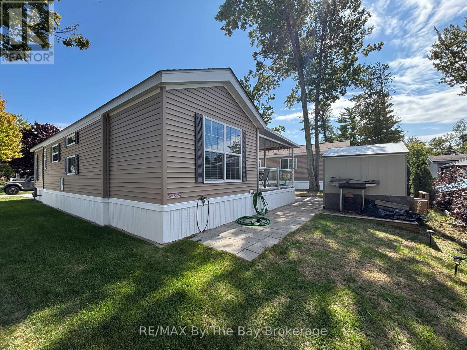 10 White Pines Trail, Wasaga Beach, Ontario  L9Z 1X7 - Photo 30 - S12399457