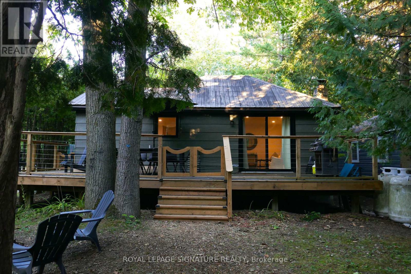 45 Robern Avenue, Tiny, Ontario  L0L 2J0 - Photo 5 - S12399261