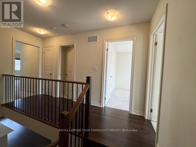 65 Phoenix Boulevard, Barrie, Ontario  L9J 0P7 - Photo 11 - S12399283