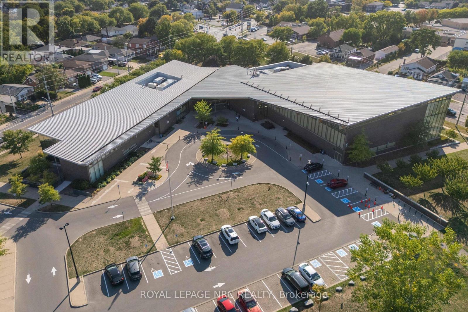 34 - 456 Carlton Street, St. Catharines, Ontario  L2M 4X1 - Photo 25 - X12399488