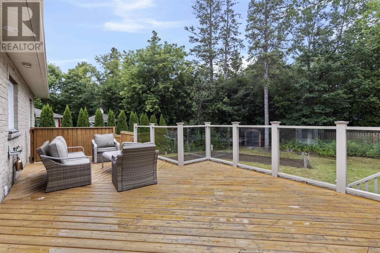 4 Parkdale Dr, Sault Ste. Marie, Ontario  P6A 5P8 - Photo 38 - SM252237