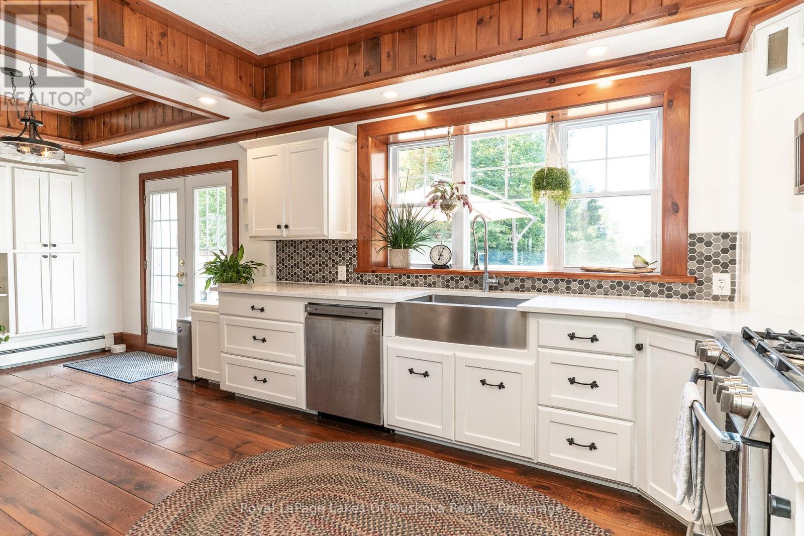 1080 Walkers Glenn Crescent, Lake Of Bays (Sinclair), Ontario  P1H 2J6 - Photo 24 - X12399329