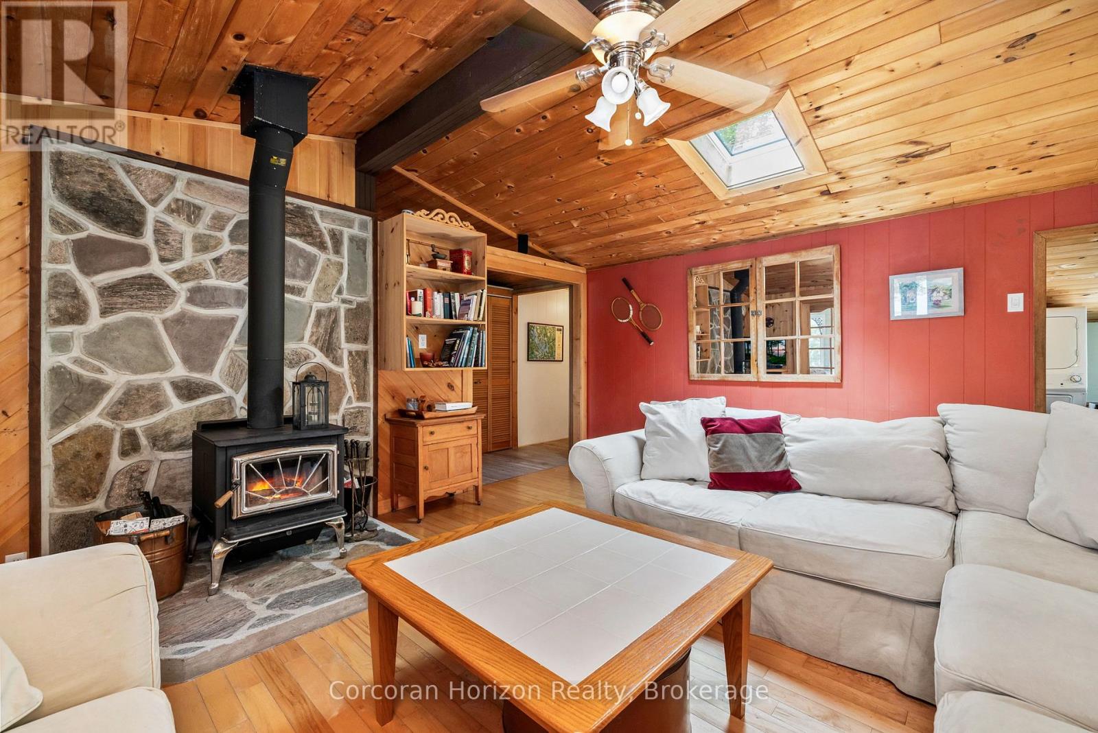162 Winding Way, Georgian Bay (Baxter), Ontario  L0K 1S0 - Photo 16 - X12399470