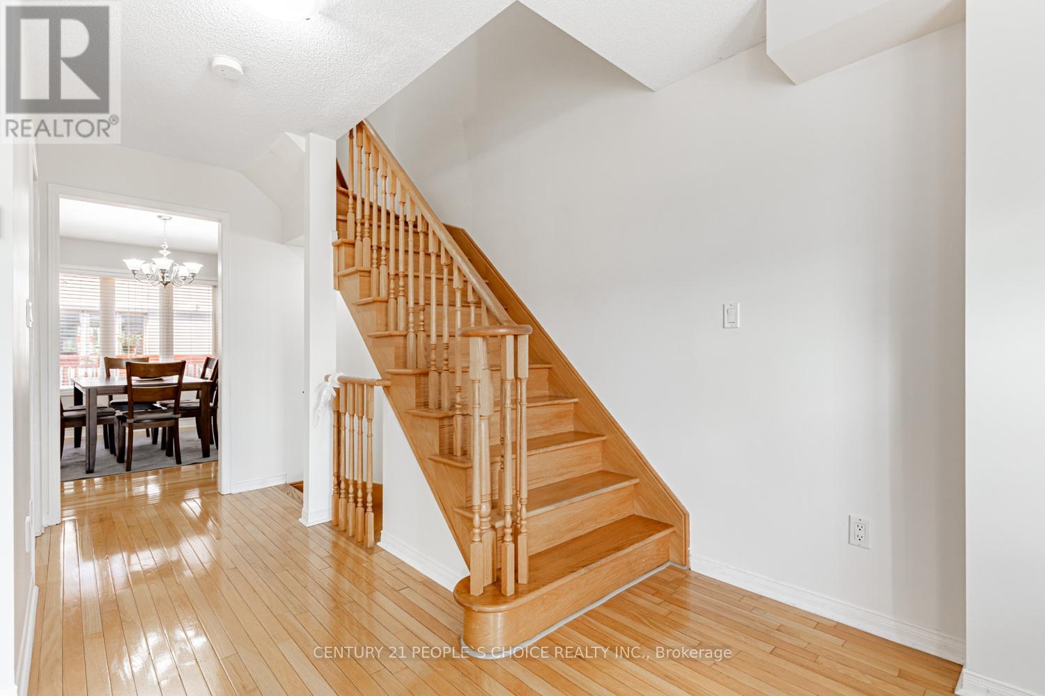 5 - 27 West Dean Park Drive, Toronto (Eringate-Centennial-West Deane), Ontario  M9B 2R5 - Photo 11 - W12399297