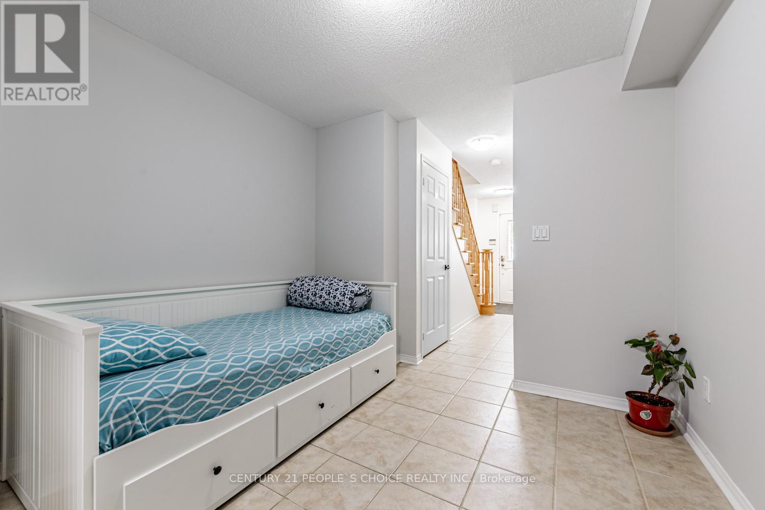 Property at 5 - 27 WEST DEAN PARK DRIVE image 4