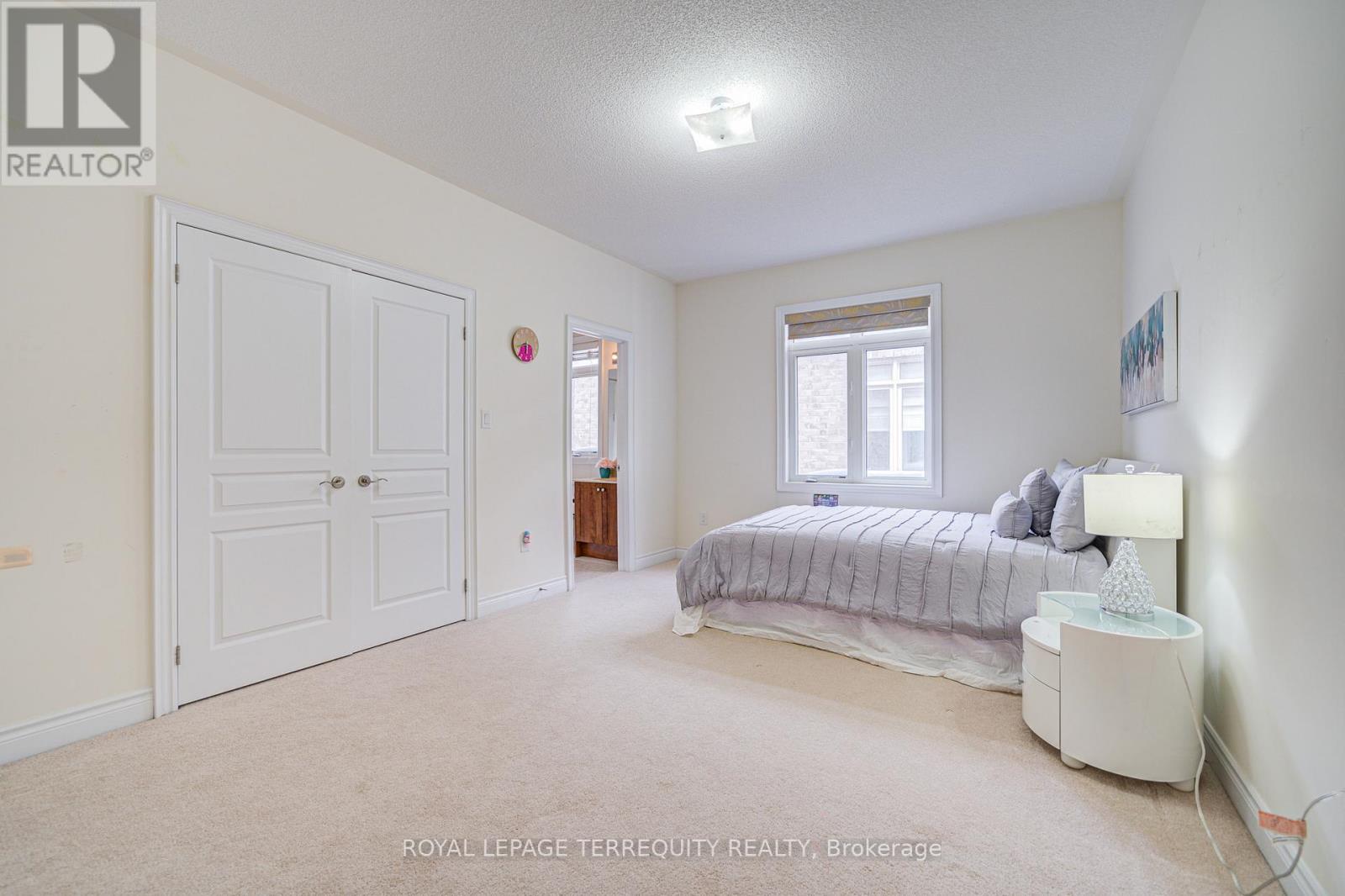 32 Mistyglen Crescent, Brampton (Credit Valley), Ontario  L6Y 0X2 - Photo 34 - W12399310