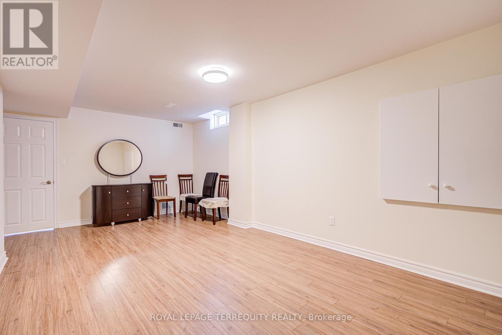 32 Mistyglen Crescent, Brampton (Credit Valley), Ontario  L6Y 0X2 - Photo 45 - W12399310
