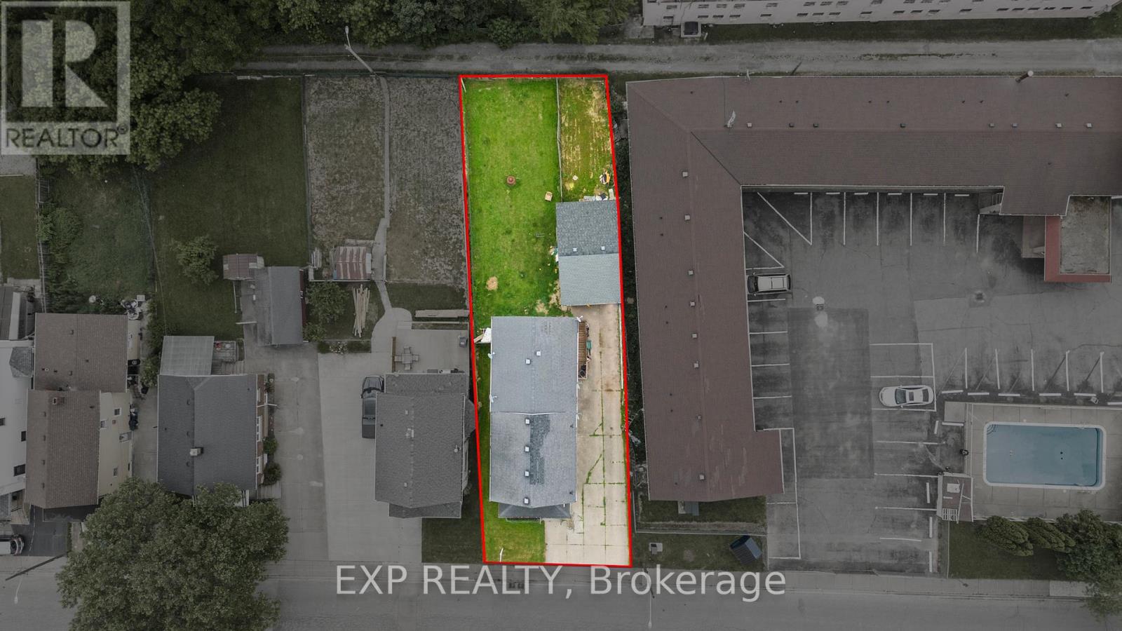 5554 Lewis Avenue, Niagara Falls (Clifton Hill), Ontario  L2G 3R7 - Photo 16 - X12237144
