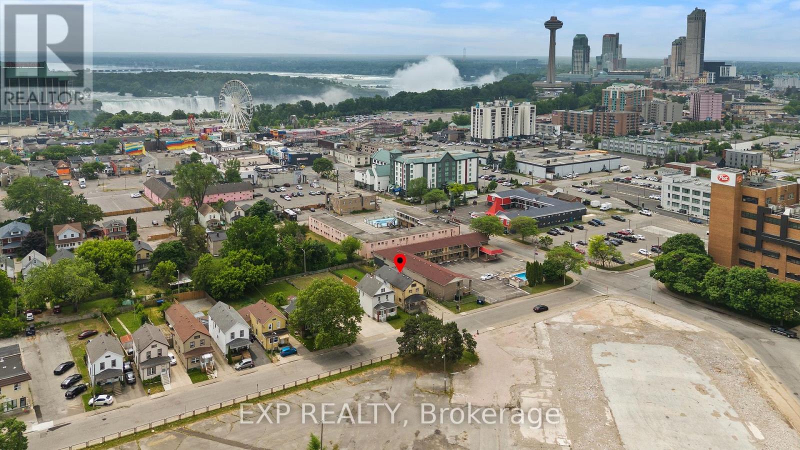 5554 Lewis Avenue, Niagara Falls (Clifton Hill), Ontario  L2G 3R7 - Photo 3 - X12237144