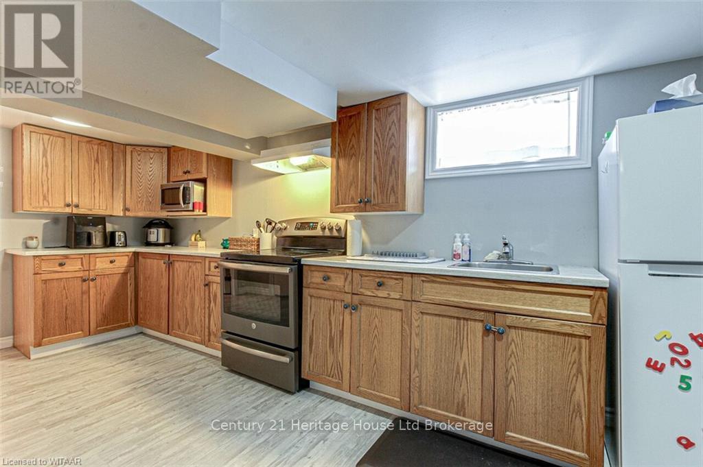 45 South Street, Woodstock, Ontario  N4S 3L3 - Photo 38 - X12399372