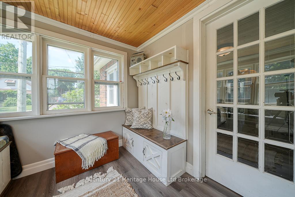45 South Street, Woodstock, Ontario  N4S 3L3 - Photo 8 - X12399372