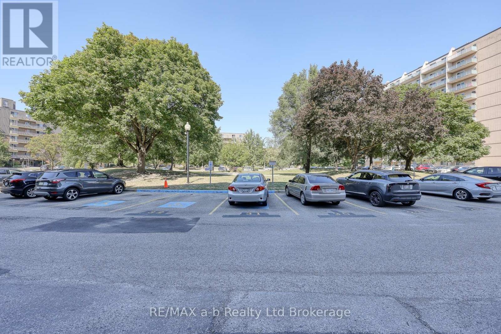 510 - 563 Mornington Avenue, London East, Ontario  N5Y 4T8 - Photo 27 - X12399417