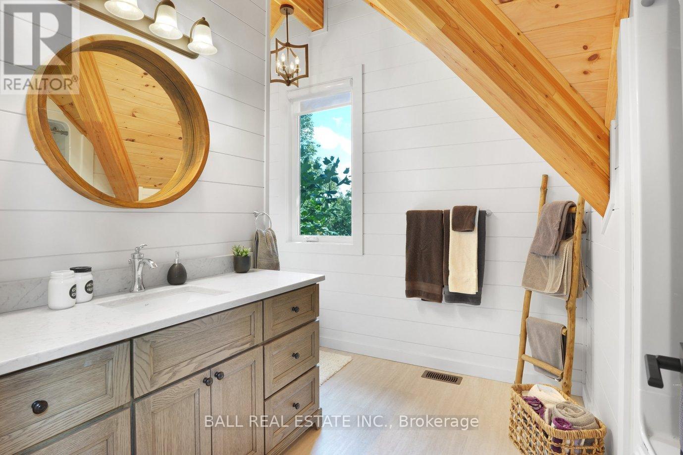 45 Hemlock Point Road, North Kawartha, Ontario  K0L 1A0 - Photo 16 - X12389129