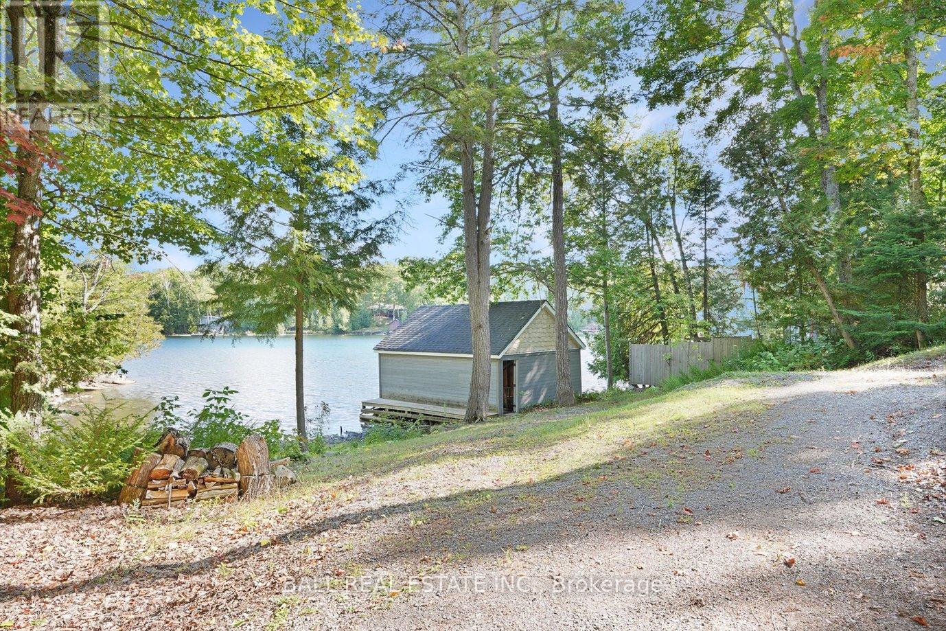 45 Hemlock Point Road, North Kawartha, Ontario  K0L 1A0 - Photo 20 - X12389129