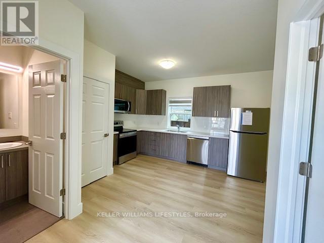 4 - 178 Woodward Avenue, London North, Ontario  N6H 2H3 - Photo 6 - X12258003
