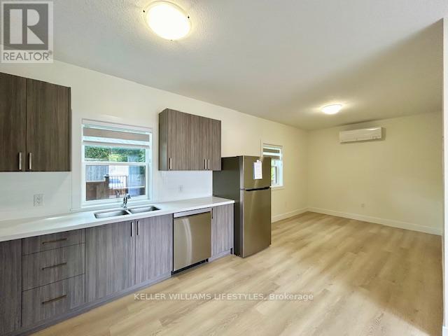 4 - 178 Woodward Avenue, London North, Ontario  N6H 2H3 - Photo 4 - X12258003