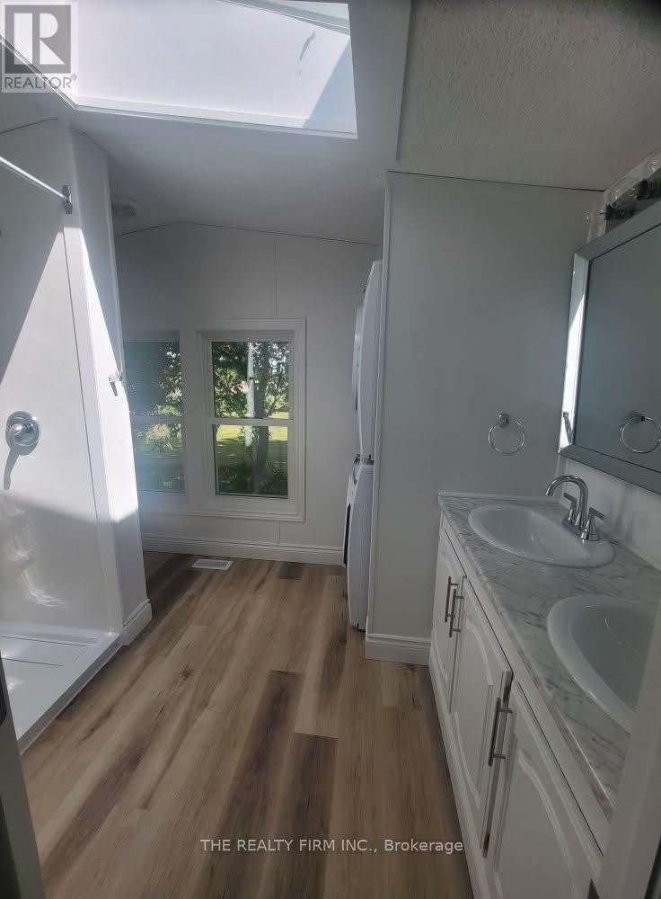 18 - 75049 Hensall Road, Huron East, Ontario  N0K 1W0 - Photo 17 - X12399152