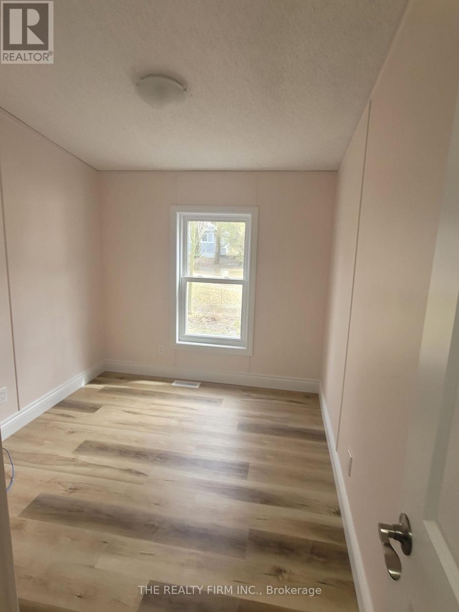 18 - 75049 Hensall Road, Huron East, Ontario  N0K 1W0 - Photo 15 - X12399152