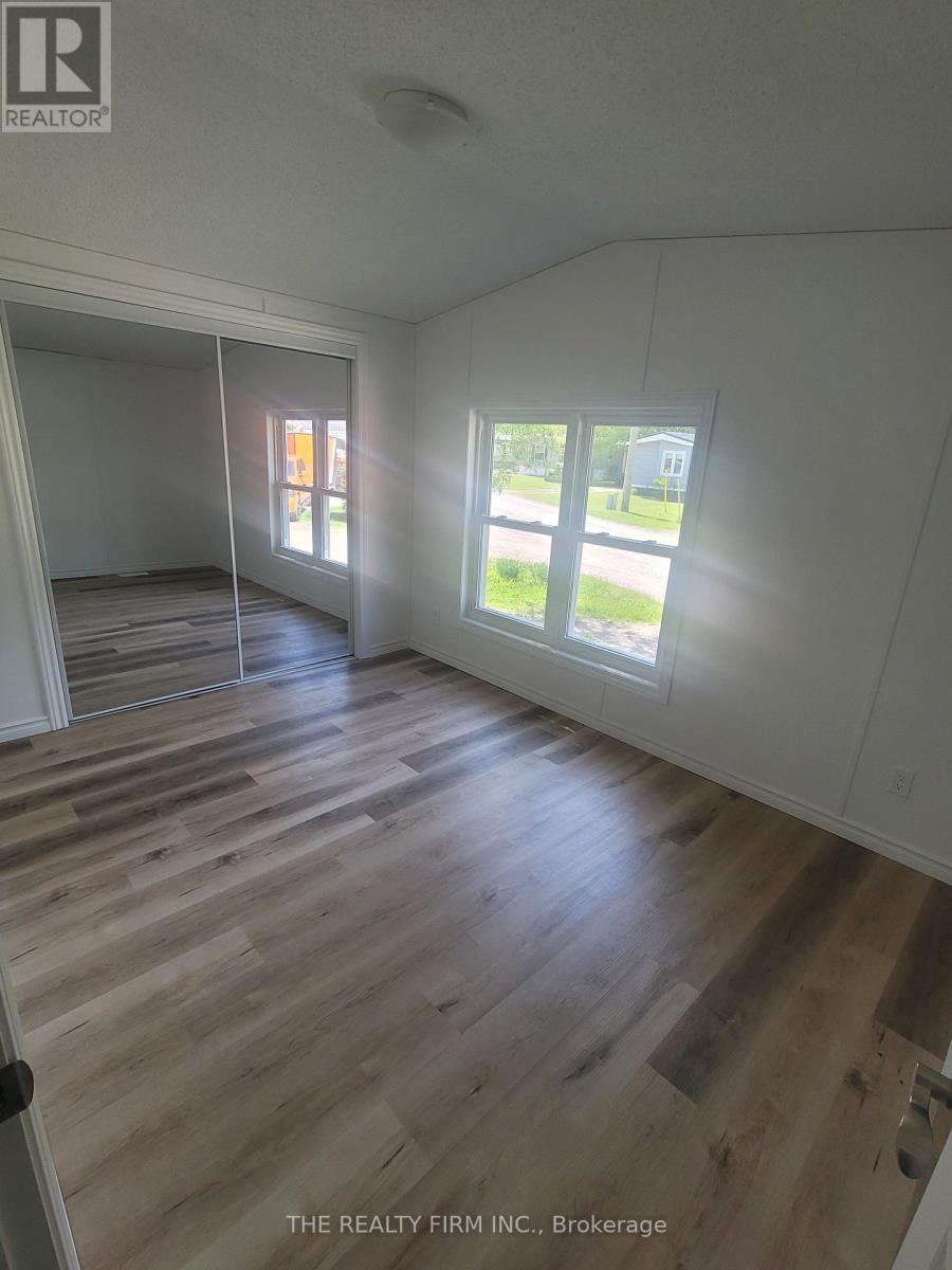 18 - 75049 Hensall Road, Huron East, Ontario  N0K 1W0 - Photo 13 - X12399152