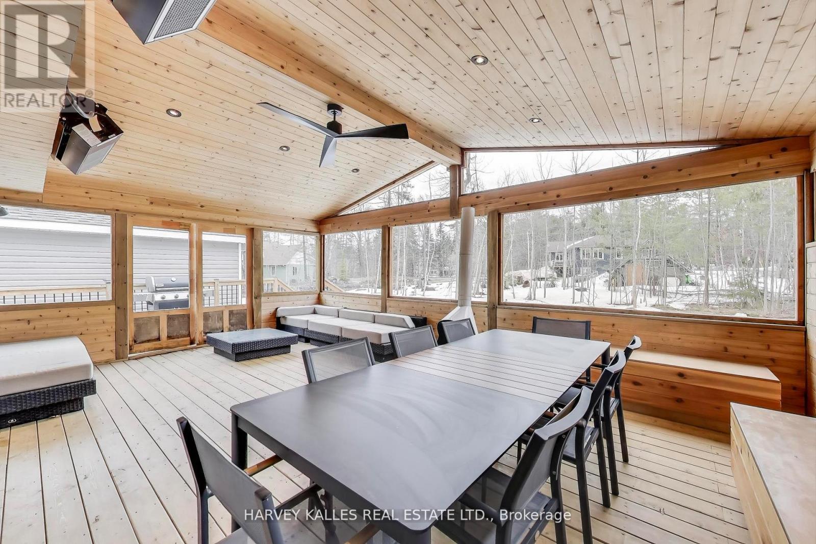 1002 Chippawa Avenue, Gravenhurst, Ontario  P1P 1R1 - Photo 18 - X12399246
