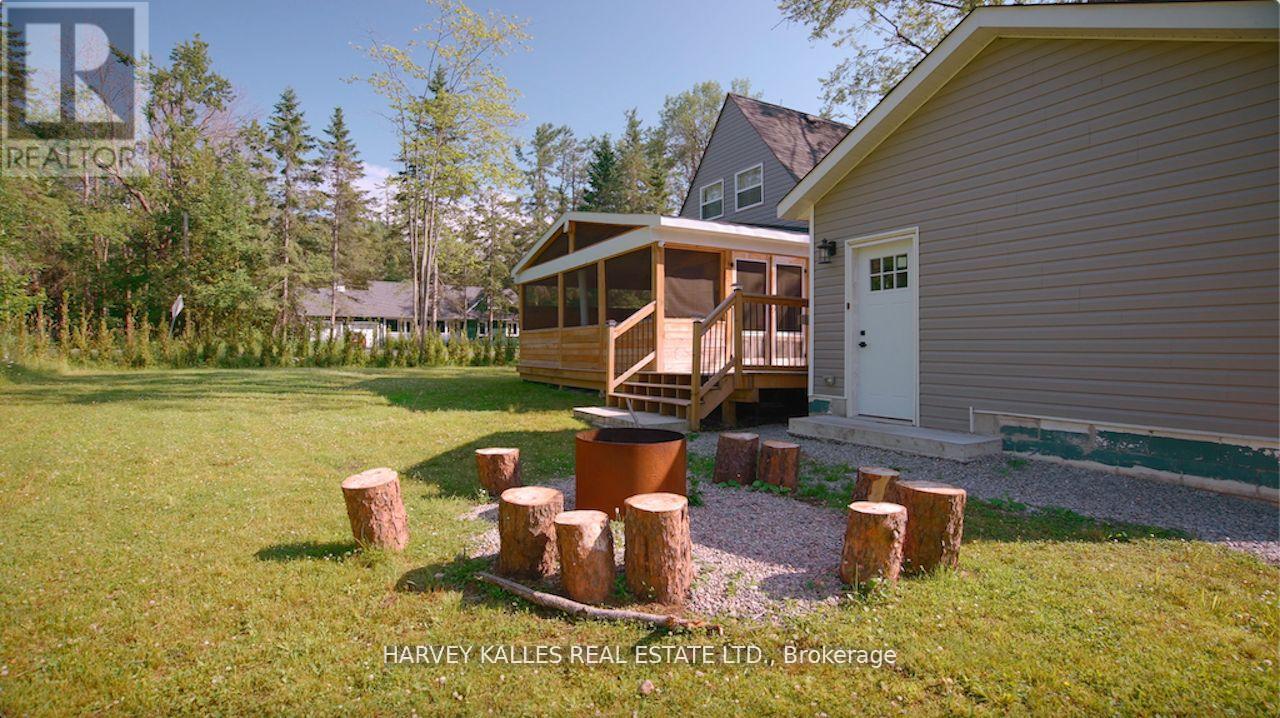 1002 Chippawa Avenue, Gravenhurst, Ontario  P1P 1R1 - Photo 21 - X12399246