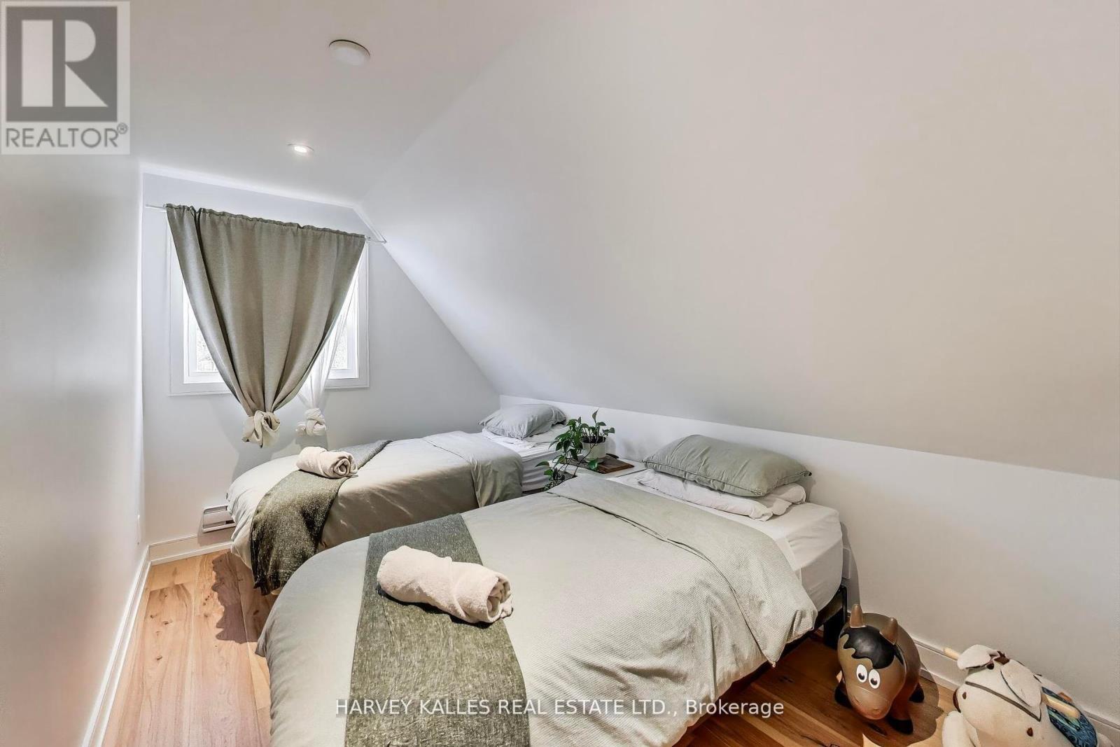 1002 Chippawa Avenue, Gravenhurst, Ontario  P1P 1R1 - Photo 26 - X12399246