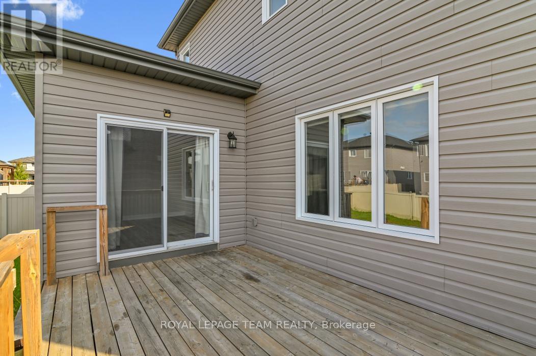 69 Duncanville Street, Russell, Ontario  K4R 0E9 - Photo 37 - X12398351