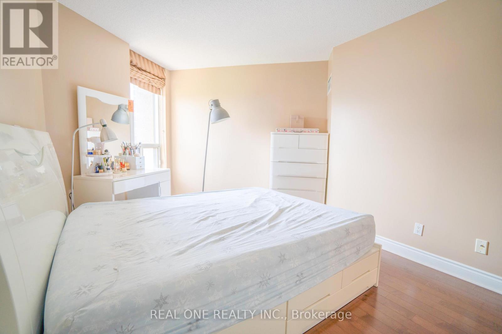 1101 - 5 Northtown Way, Toronto, Ontario  M2N 7A1 - Photo 18 - C12334229