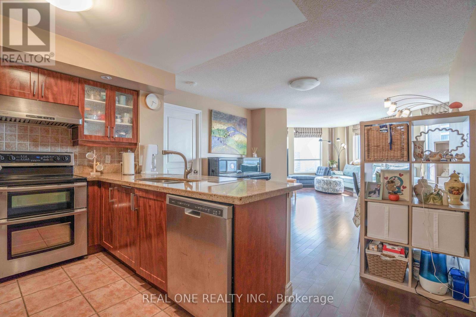 1101 - 5 Northtown Way, Toronto, Ontario  M2N 7A1 - Photo 15 - C12334229