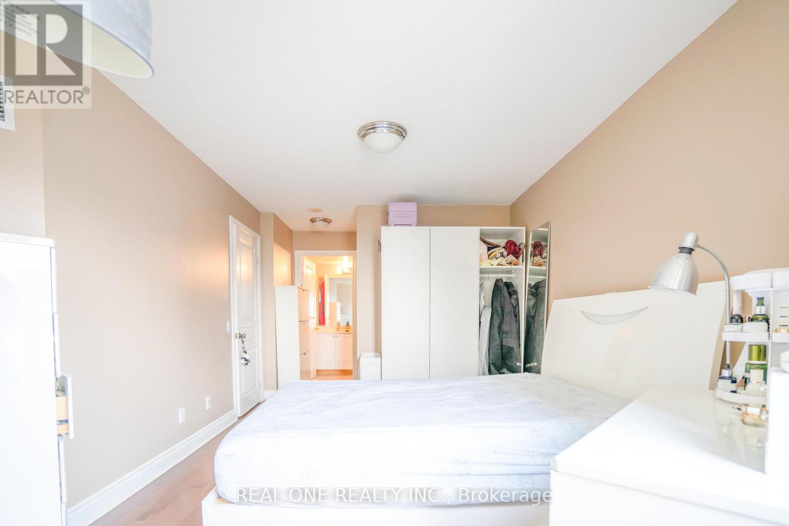 1101 - 5 Northtown Way, Toronto, Ontario  M2N 7A1 - Photo 17 - C12334229