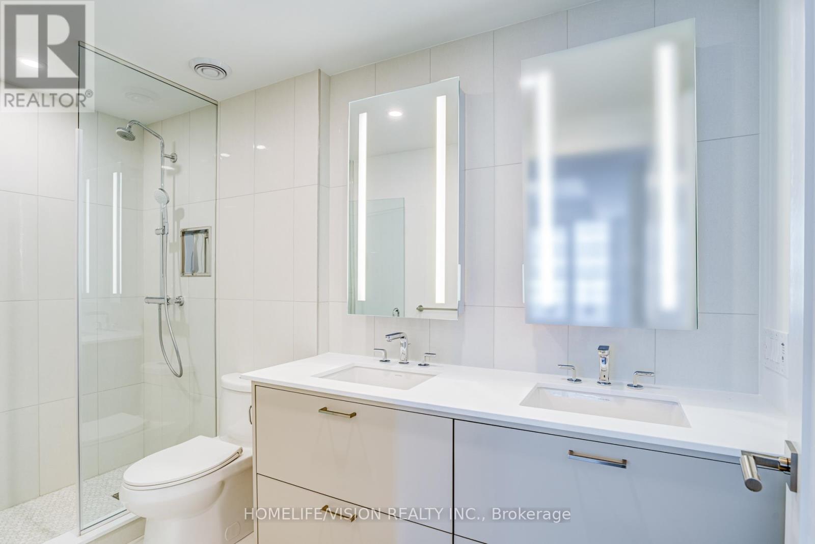 910 - 30 Inn On The Park Drive, Toronto, Ontario  M3C 0P7 - Photo 27 - C12399352