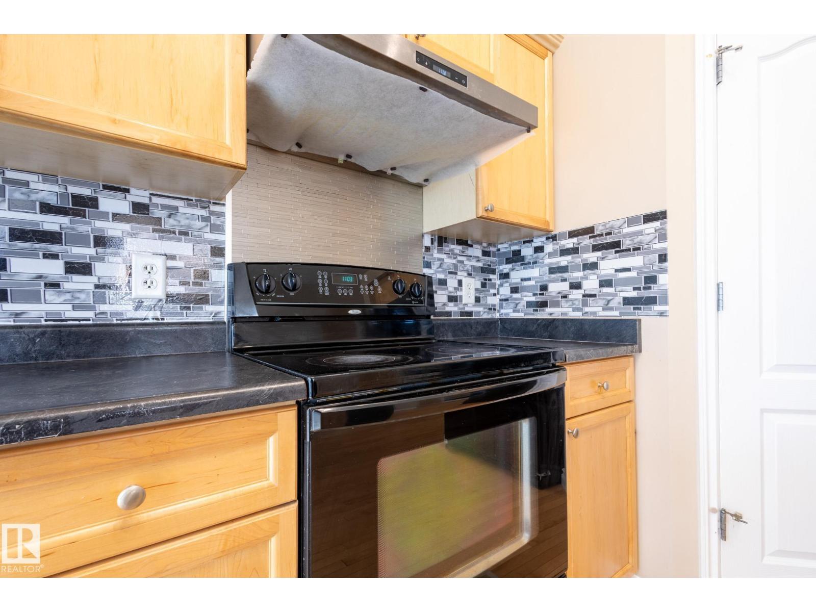 8390 Shaske Cr Nw, Edmonton, Alberta  T6R 0B5 - Photo 11 - E4457416