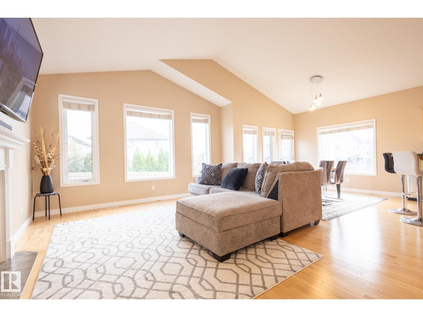 8390 Shaske Cr Nw, Edmonton, Alberta  T6R 0B5 - Photo 18 - E4457416