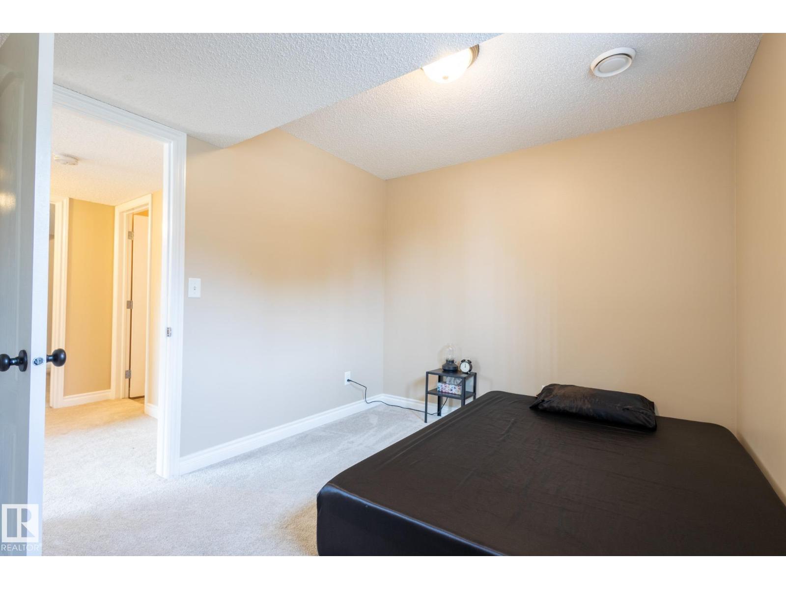 8390 Shaske Cr Nw, Edmonton, Alberta  T6R 0B5 - Photo 45 - E4457416