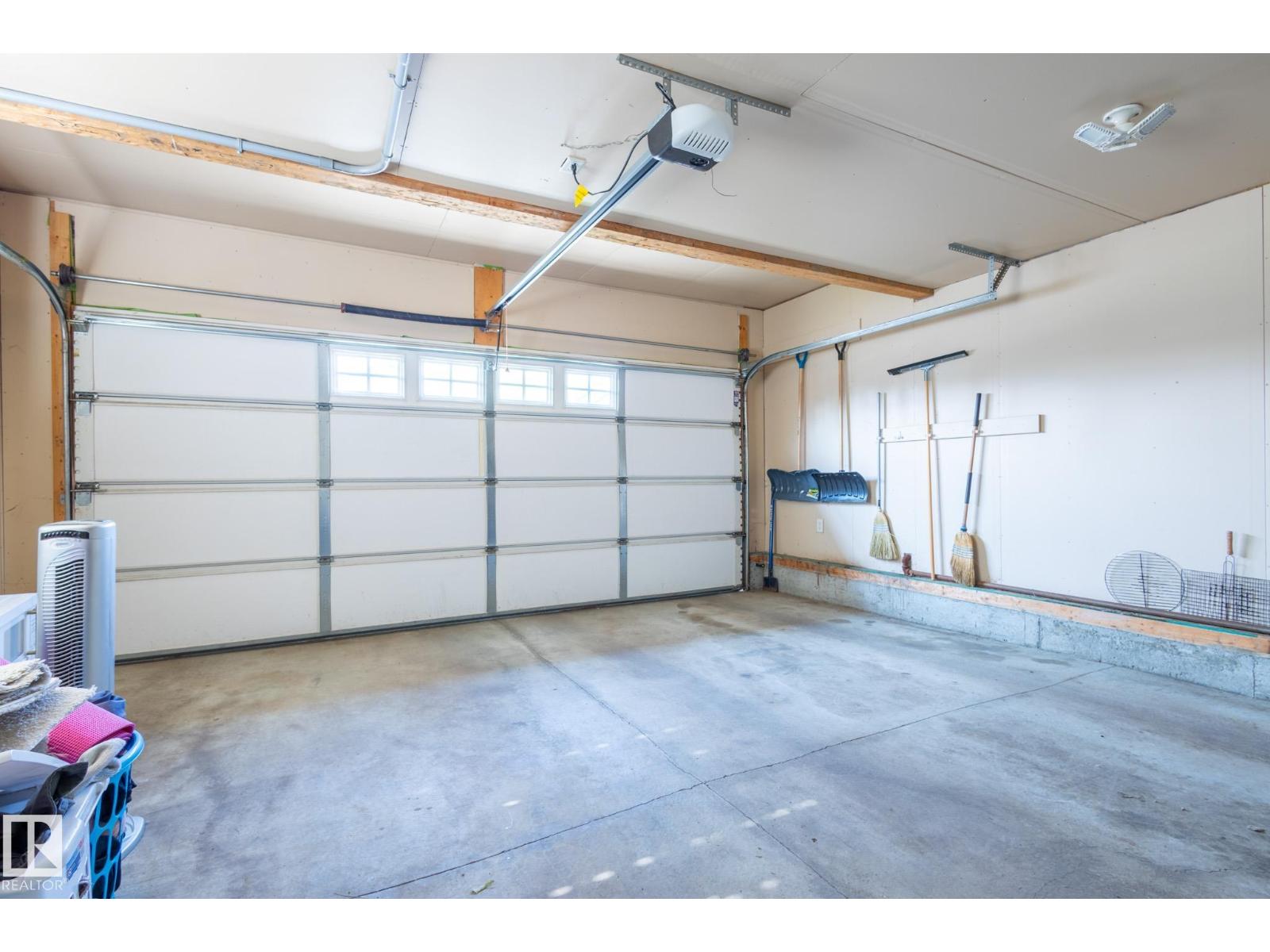 8390 Shaske Cr Nw, Edmonton, Alberta  T6R 0B5 - Photo 46 - E4457416