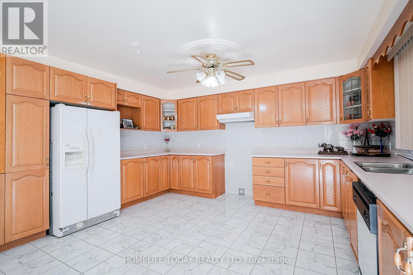 48 Torrance Road, Toronto, Ontario  M1J 2J4 - Photo 8 - E12398239