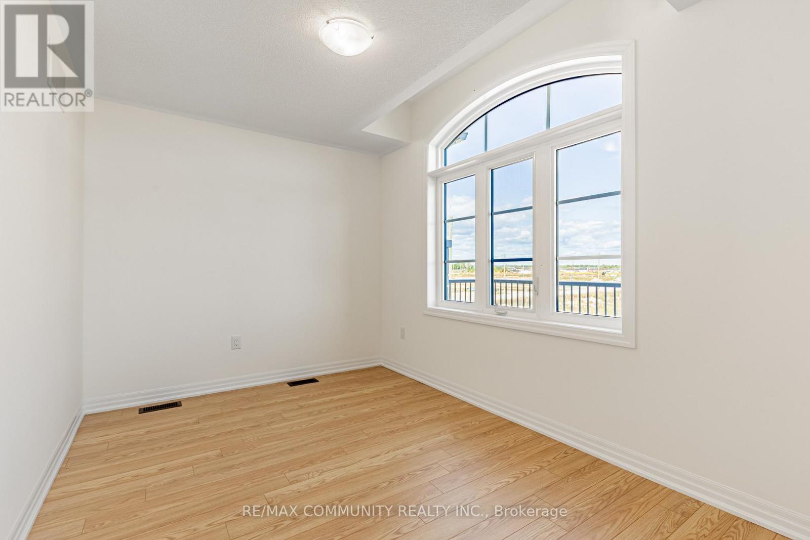 110 Belmont Drive, Clarington, Ontario  L1B 1G9 - Photo 20 - E12399337