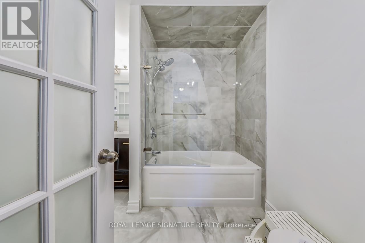 1905 Rosefield Road, Pickering, Ontario  L1V 3K1 - Photo 8 - E12399361