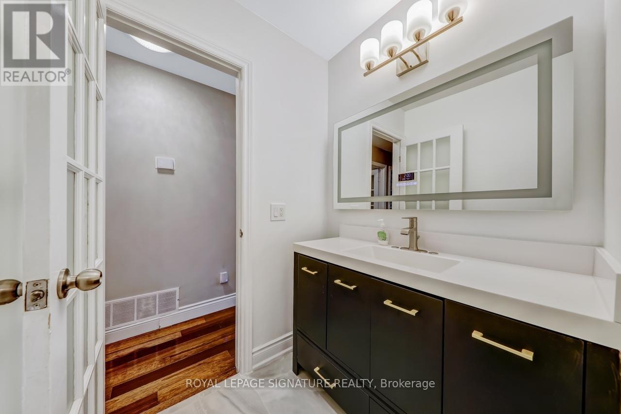 1905 Rosefield Road, Pickering, Ontario  L1V 3K1 - Photo 9 - E12399361