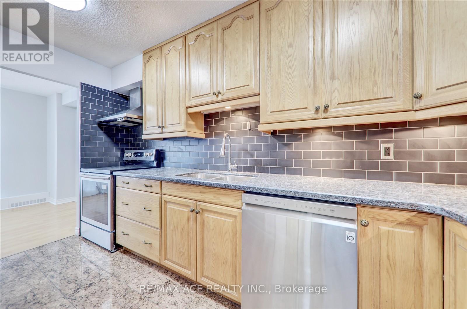 1204 - 1250 Bridletowne Circle, Toronto, Ontario  M1W 2V1 - Photo 22 - E12399401