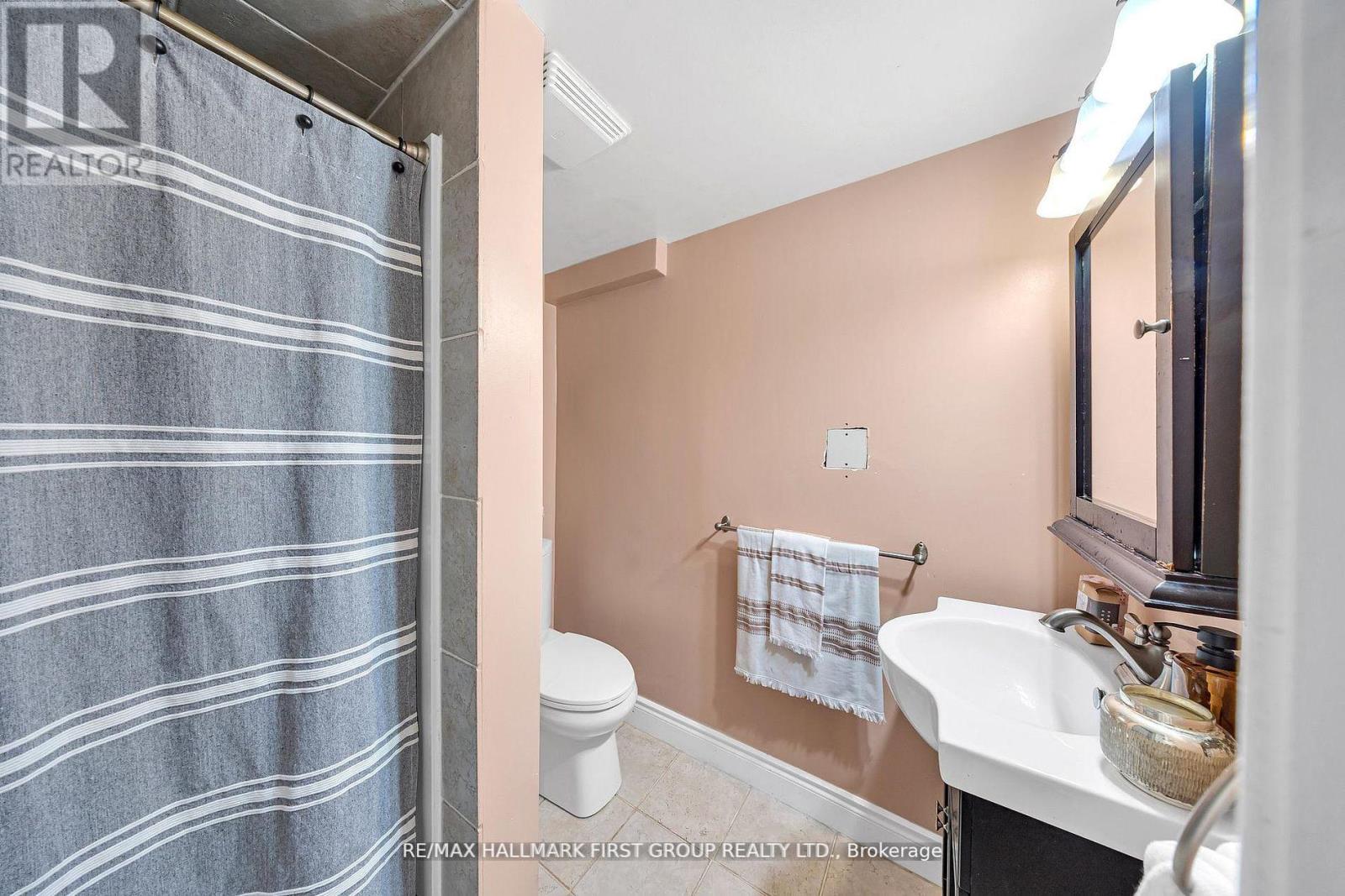 975 Brenda Court, Oshawa, Ontario  L1H 7B5 - Photo 25 - E12399455
