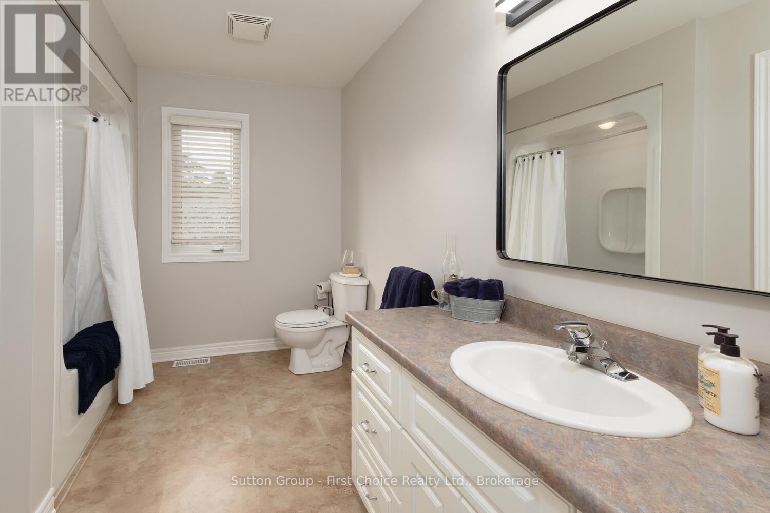 338 Delamere Avenue, Stratford, Ontario  N5A 5A4 - Photo 24 - X12397820