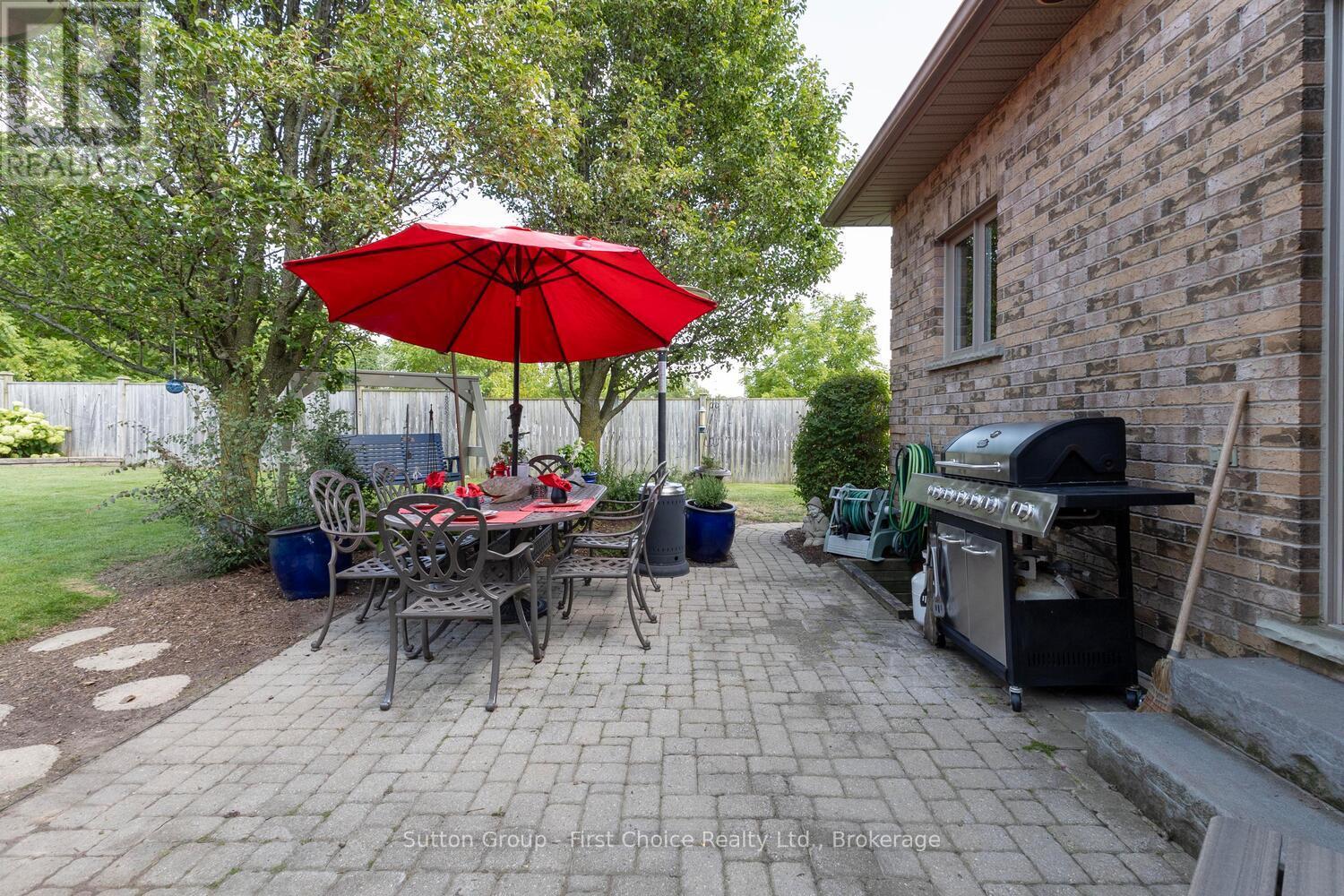 338 Delamere Avenue, Stratford, Ontario  N5A 5A4 - Photo 37 - X12397820