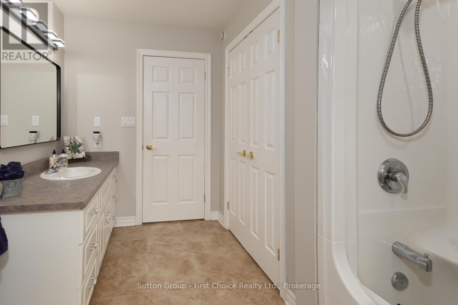 338 Delamere Avenue, Stratford, Ontario  N5A 5A4 - Photo 23 - X12397820
