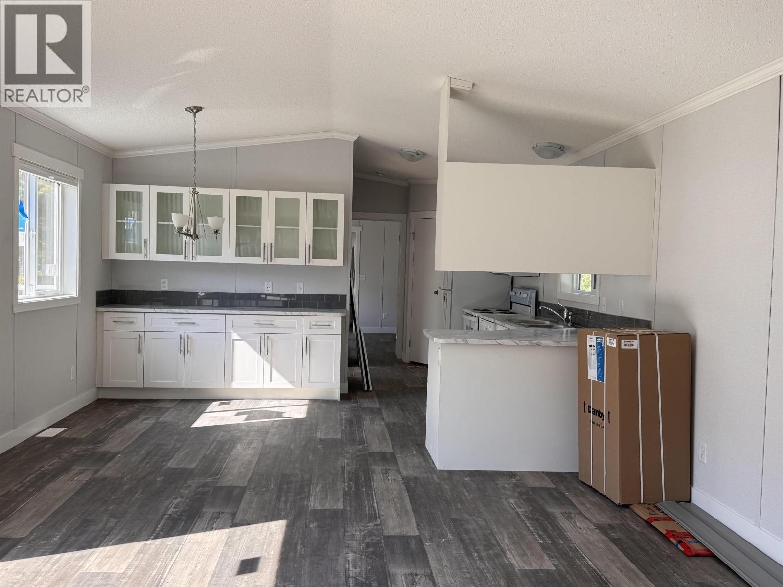 4693 Beaver Crescent, Terrace, British Columbia  V8G 0A5 - Photo 4 - R3047076